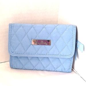 VERA BRADLEY blue tri-fold wallet Lots of credit card & cash pocket. Pre-loved